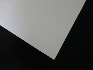 Papel FABRIANO LISO blanco 220g 70x100cm